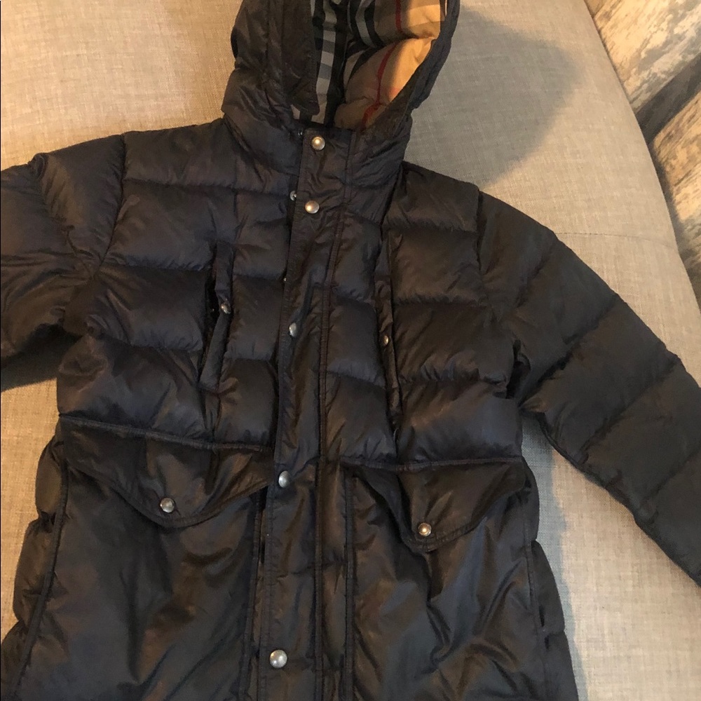 Burberry coat - Picture 4 of 7